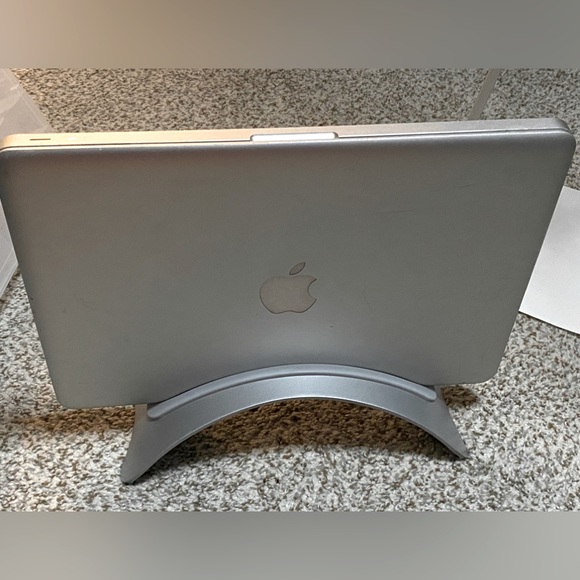 Twelve South BookArc size 5 for MacBook MacBook Pro and Air Aluminum - Picture 1 of 8